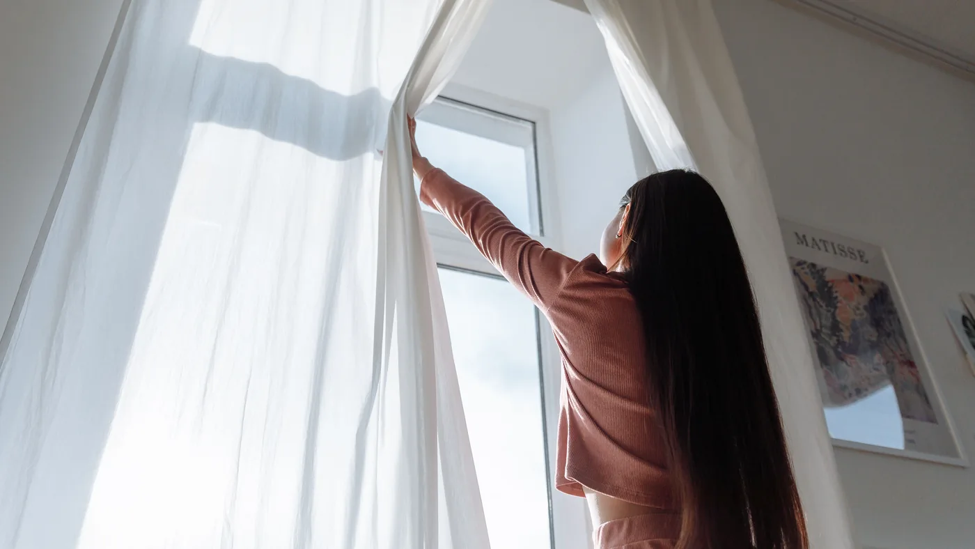 Open the curtains. Fifteen seconds, and it is the only item on the list whose mechanism is not in dispute.